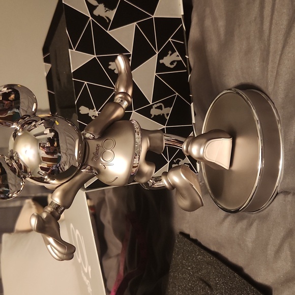 Disney D23 Mickey Mouse Milestone  Statue With Box - Picture 5 of 9